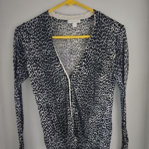 Medium,  black and white print,  New York & Co sweater